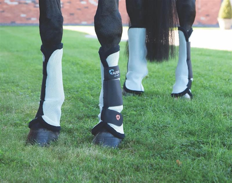 Fly Turnout Socks Black