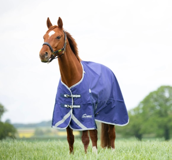 Highlander Original Lite Turnout Rug 5ft0 Navy