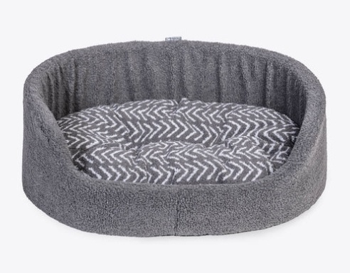 Danish Design Sherpa Fleece Charcoal Arrows Dog Bed (Small/ 24`)